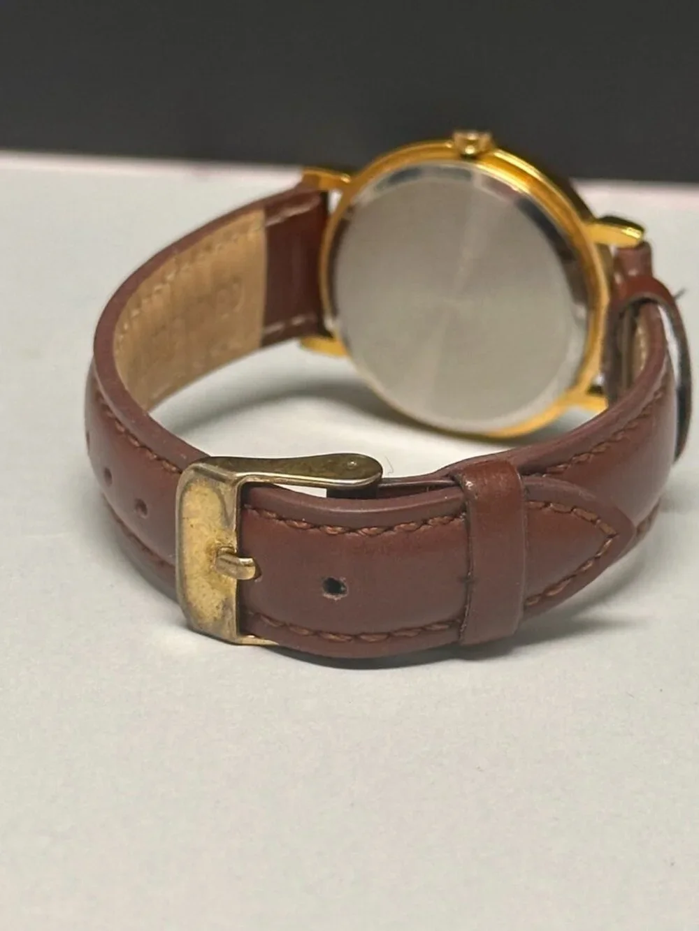 VTG. Tali Bevelry Hills Watch Women Gold Tone Brown Dial Leather Band 9